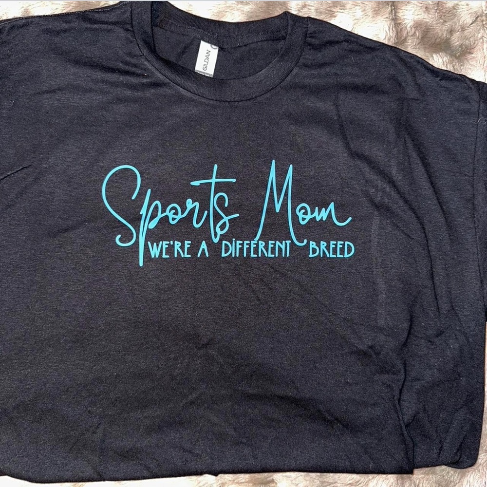 Sports Mom XL Shirt